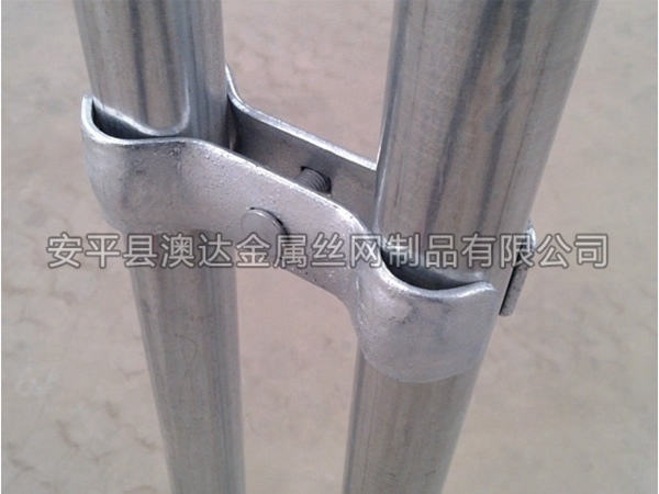 臨時(shí)移動(dòng)護(hù)欄 (13)