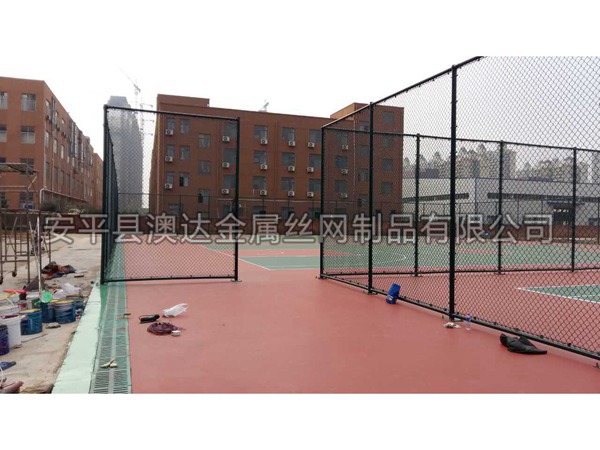 足球場圍網(wǎng) (1)