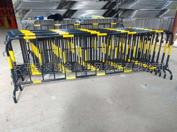 臨時(shí)移動(dòng)護(hù)欄 (16)