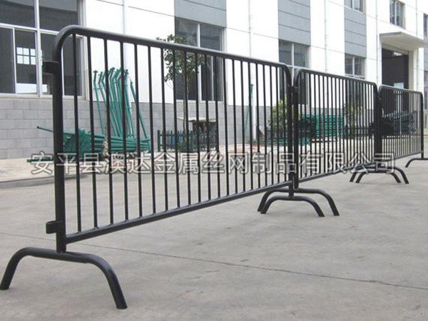 臨時(shí)移動(dòng)護(hù)欄 (9)